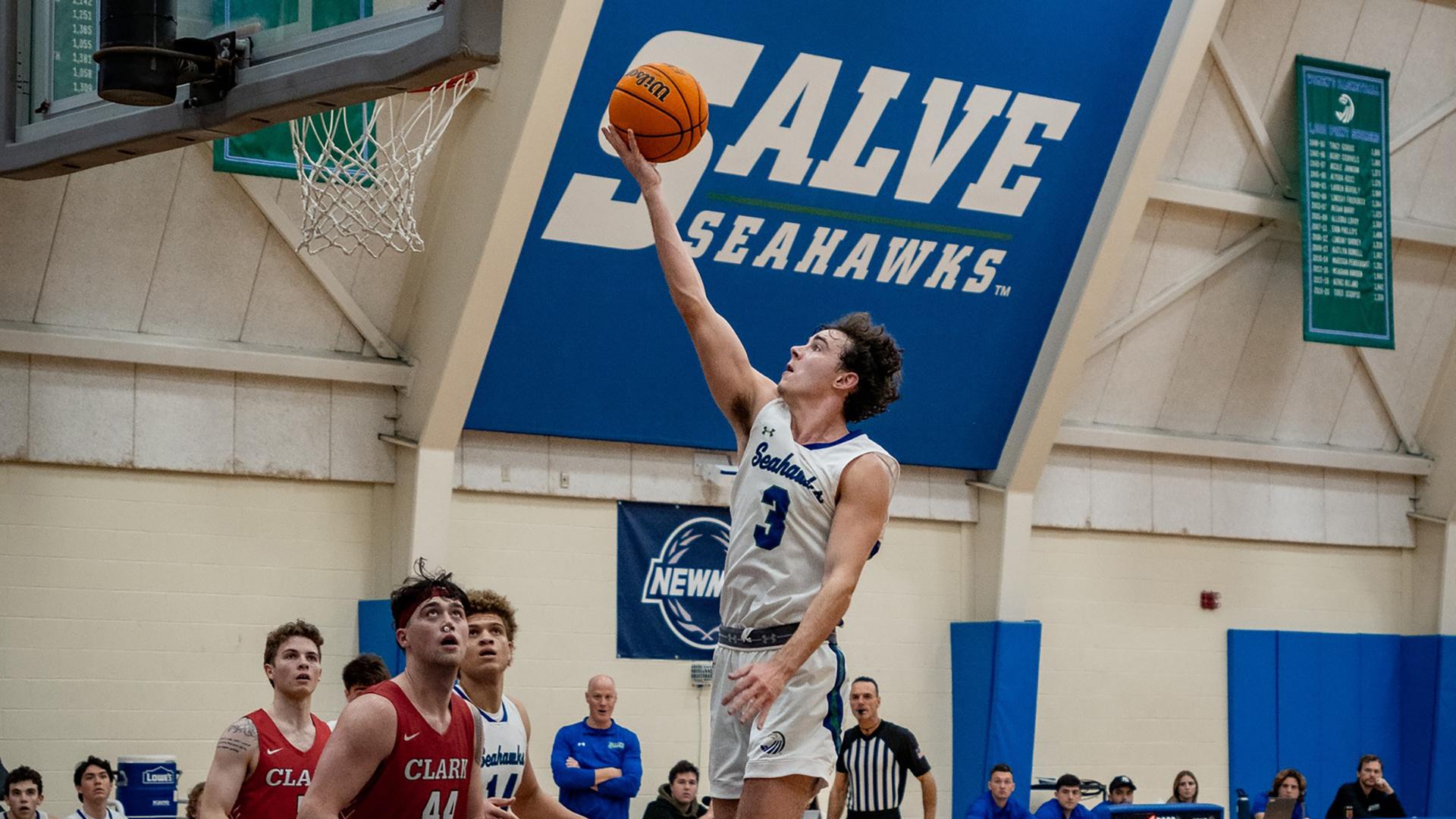 Sean Seymour scored a career-high 30 points against the Pride. (Photo by Noa DeSantis '26)