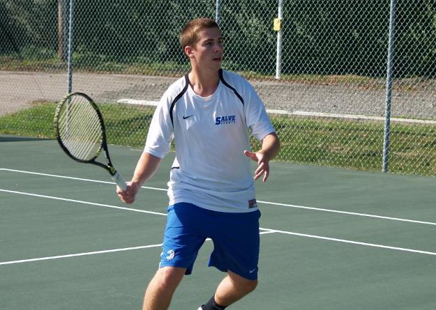 Senior Colin Gunning returns for his fourth season with the most experience on the Seahawk men's tennis squad.