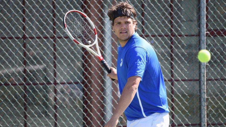 Matt Gingras plays final collegiate singles match and wins in straight sets. (Photo by Ed Habershaw)