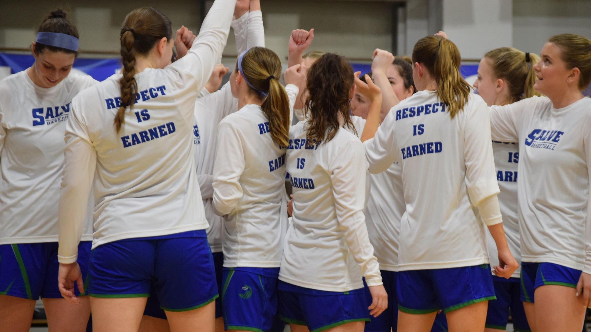 Salve Regina women's basketball earned the respect of Wheaton College when the Seahawks won with a dominant 4th quarter. (Photo by Ed Habershaw '03M)