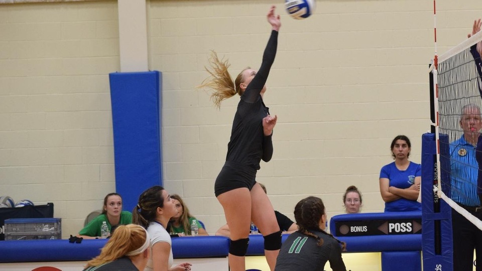 Cassidy Trabilcy led the Seahawks in kills (11) in win at Bridgewater State. (Photo by Brett Wilkes '19)