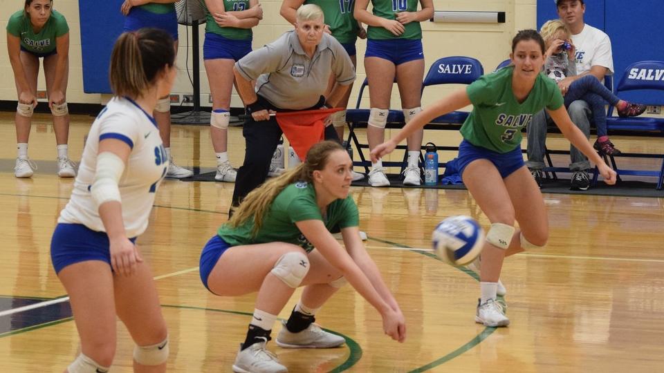 Salve Regina swept Nichols in Commonwealth Coast Conference (CCC) action (Photo by Isabella Romano).