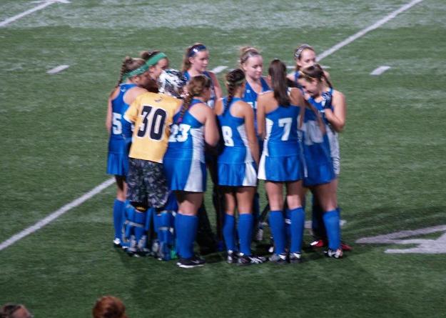 Salve Regina field hockey improves to 5-1 in conference play.