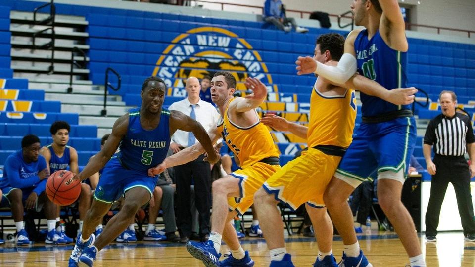 Andrew Richards (#5) matched a career-high 17 points in a CCC game for the Seahawks against the Bison. (Photo by Rob McGuinness)