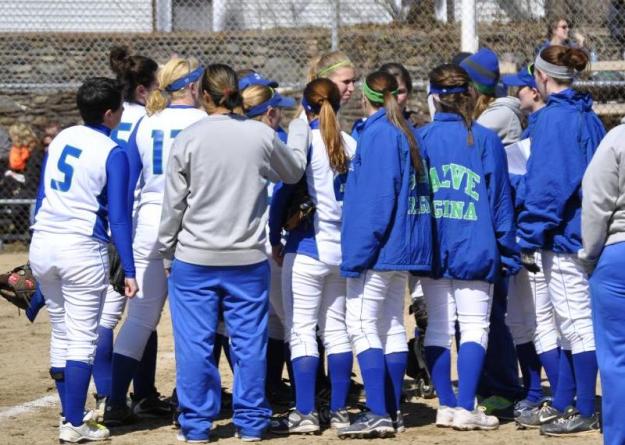 Salve Regina softball falls to Curry in an elimination game in the 2013 CCC softball championship tournament.