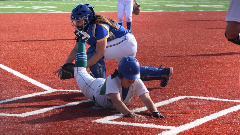 Wildcats hang on in extras to top Seahawks