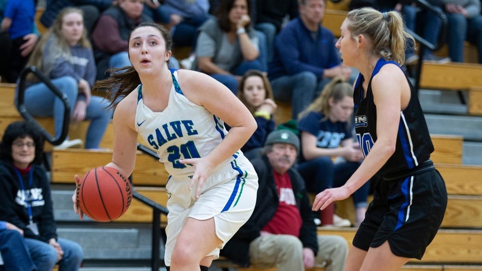 Olivia Valerio connected on a first-quarter 3-pointer that gave Salve Regina an early lead over the University of New England. (Photo by Rob McGuinness)