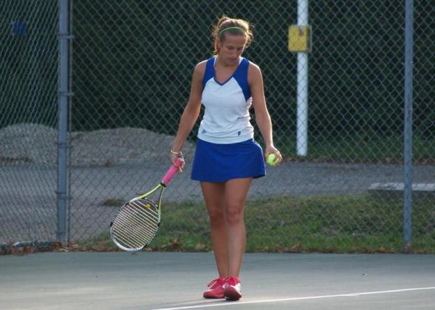 Nichol Stevens '12 improved to 5-4 on the season at first singles with a 6-0,6-1 decision on Monday.